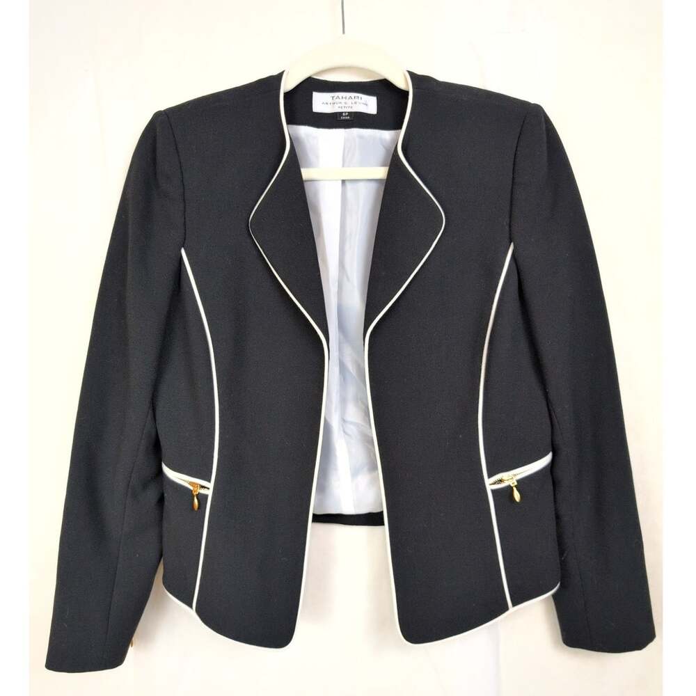 Tahari black white trimmed open front blazer jacket Size 6P Preppy Office Career